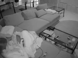 Camsoda Sex Cam of voyeurcam-julmodels-living-3