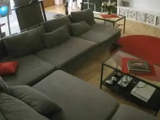 Camsoda Nude Webcam of voyeurcam-julmodels-living-3