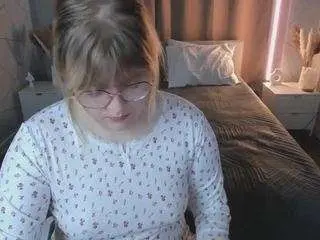 Camsoda Adult Webcam of luna-c0ra