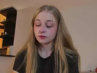 Camsoda Watch Live Sex Cams of miamew