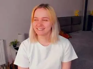 Camsoda Watch Live Sex Cams of elinorhensel