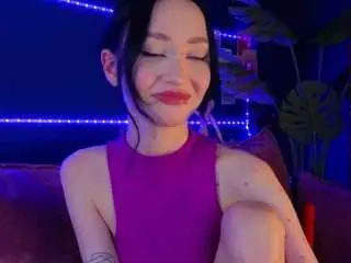 Camsoda Sex Cam of holly-berryy