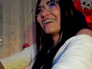 Camsoda Free Live Porn of myominix