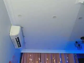 Camsoda Sex Cam of cassie-reed