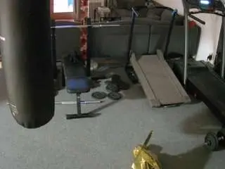 Camsoda Adult Webcams of voyeurcam-julmodels-living-6