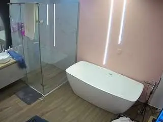 Camsoda Adult Video Chat of voyeurcam-casa-salsa-bathroom-2