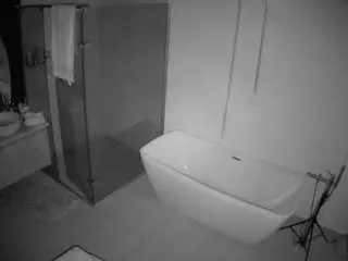 Camsoda Sex Chat of voyeurcam-casa-salsa-bathroom-2