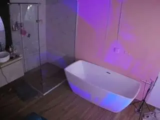 Camsoda Sex Chat of voyeurcam-casa-salsa-bathroom-2