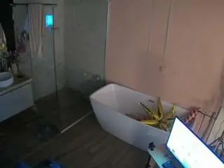 Camsoda Nude Webcam of voyeurcam-casa-salsa-bathroom-2