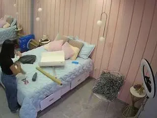 Camsoda Free Porn Cam of voyeurcam-casa-salsa-bathroom-2