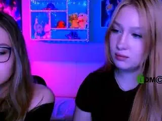 Camsoda Adult Webcam of playful-sophie