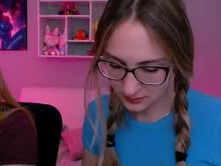 Camsoda Private Sex Chat of playful-sophie