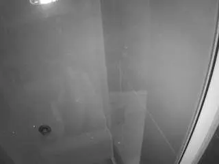 Camsoda Free Porn Cam of voyeurcam-casa-salsa-bathroom-11