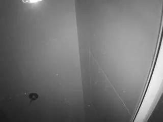 Camsoda Free Porn Cam of voyeurcam-casa-salsa-bathroom-11