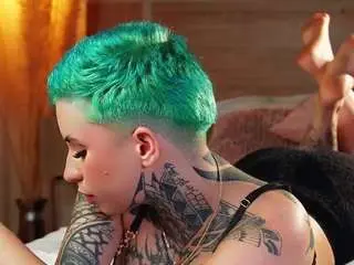 Camsoda Watch Live Sex Cams of alicee-love