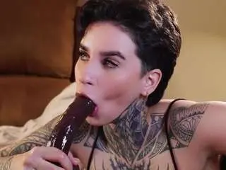 Camsoda Live Sex Cam of alicee-love