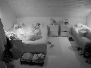 Camsoda Adult Video Chat of voyeurcam-julmodels-greybed-3