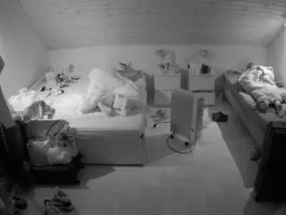 Camsoda Adult Webcams of voyeurcam-julmodels-greybed-3