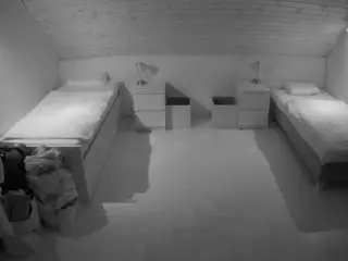 Camsoda Live Sex of voyeurcam-julmodels-greybed-3
