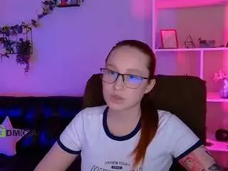 Camsoda Nude Webcam of kerry-red