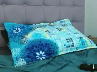 Camsoda Free Porn Cam of lola-star