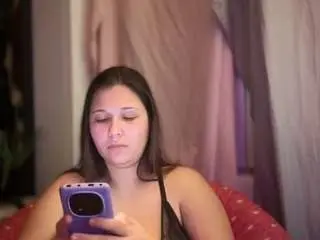 Camsoda Nude Webcam of minettesexy1