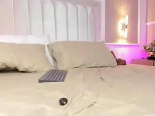 Camsoda Free Porn Cam of ariana-colleman