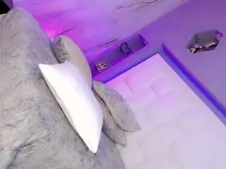 Camsoda Watch Live Sex Cams of ariia-janee