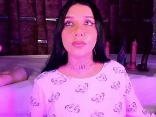 Camsoda Free Porn Cam of leiawong