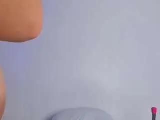 Camsoda Live Sex Cam of samanthaa-collinss