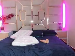 Camsoda Private Sex Chat of brenda-mejiaa