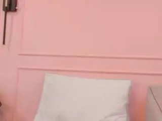 Camsoda Sex Chat of mia-colllins