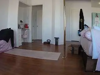 Camsoda Adult Webcam of voyeurcam-celticiron-01