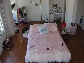 Camsoda Adult Webcams of voyeurcam-celticiron-01