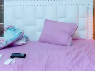 Camsoda Sex Chat of hornybarelylegalgirl