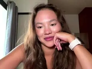 Camsoda Nude Webcam of rachelblinks