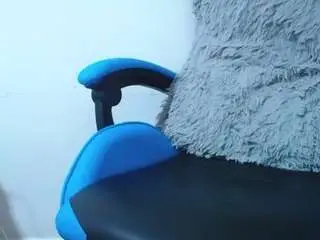 Camsoda Sex Cam of klylls-squirt