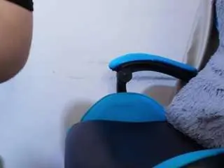 Camsoda Watch Live Sex Cams of klylls-squirt