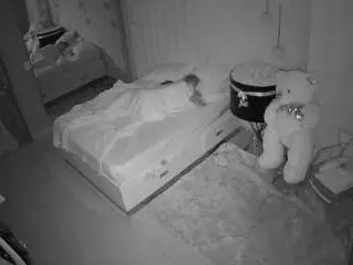 Camsoda Private Sex Chat of voyeurcam-casa-salsa-bedroom-2