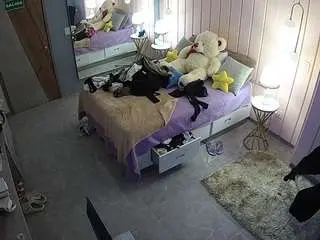 Camsoda Sex Chat of voyeurcam-casa-salsa-bedroom-2