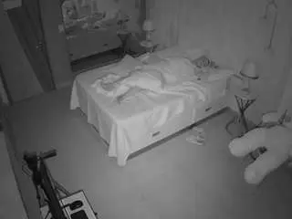 Camsoda Adult Webcams of voyeurcam-casa-salsa-bedroom-2