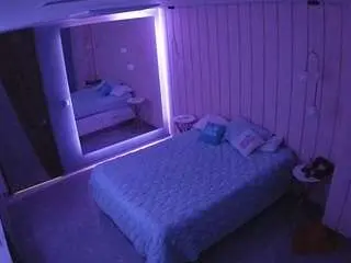 Camsoda Free Porn Cam of voyeurcam-casa-salsa-bedroom-2