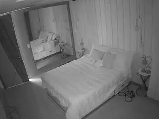 Camsoda Sex Chat of voyeurcam-casa-salsa-bedroom-2