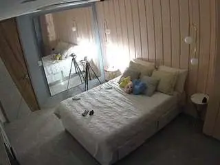 Camsoda Sex Chat of voyeurcam-casa-salsa-bedroom-2
