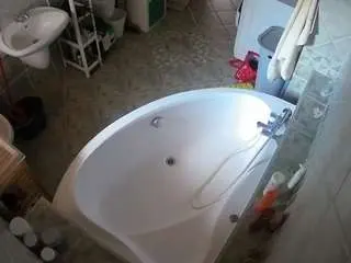 Camsoda Best live sex cam show of voyeurcam-julmodels-bath-1st-1
