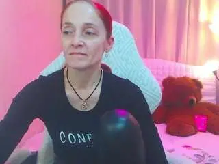 Camsoda Adult Webcam of breeterner