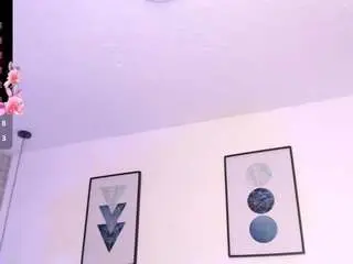 Camsoda Adult Webcams of tinnahottie