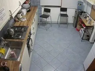 Camsoda Adult Webcam of voyeurcam-julmodels-kitchen-2