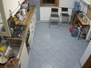 Camsoda Free Porn Cam of voyeurcam-julmodels-kitchen-2