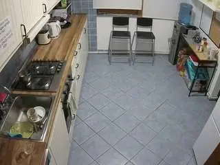 Camsoda Free Porn Cam of voyeurcam-julmodels-kitchen-2